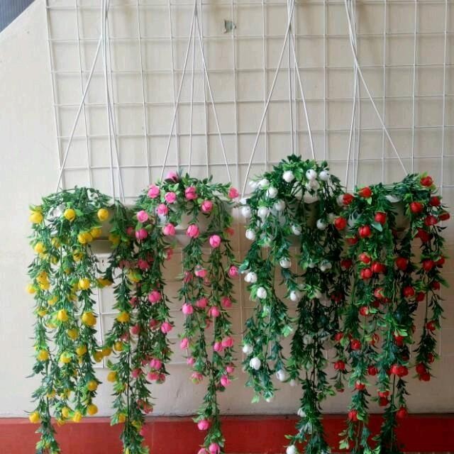din bunga plastik bunga priti juntai +pot gantung plastik