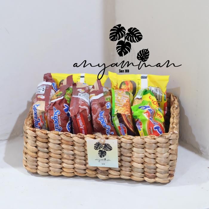 PREMIUM Kotak/Box Anyaman Enceng Gondok Persegi Panjang/Kotak Hampers 1bh