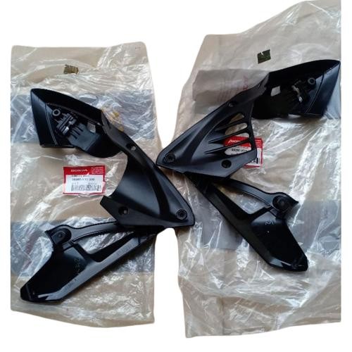 PREMIUM 50280 K15 900 Shroud R Inner Sayap Dalam Tangki Kanan Cb150R Old