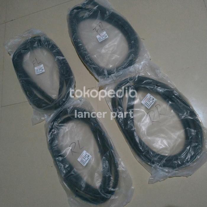 Ready Stock Karet Balon Pintu Lancer Evo 4 Ck4