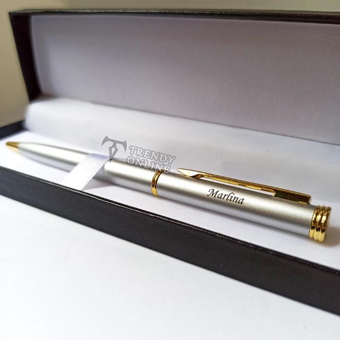 

Pulpen Exclusif Free Grafir Cetak Nama Logo Dan Box Exclusif Souvenir