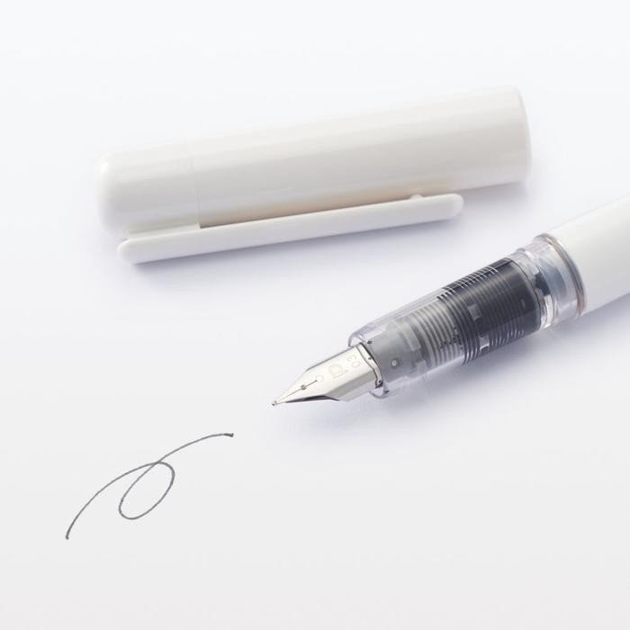 

Muji - Polycarbonate Fountain Pen / Refill Catridge Bolpoint