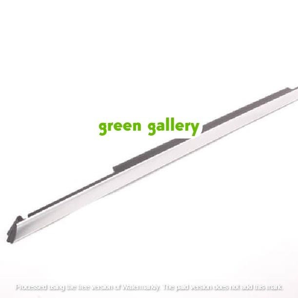 Lis List Chrome Channel Kaca Pintu Depan Luar Kiri C Class (W204)