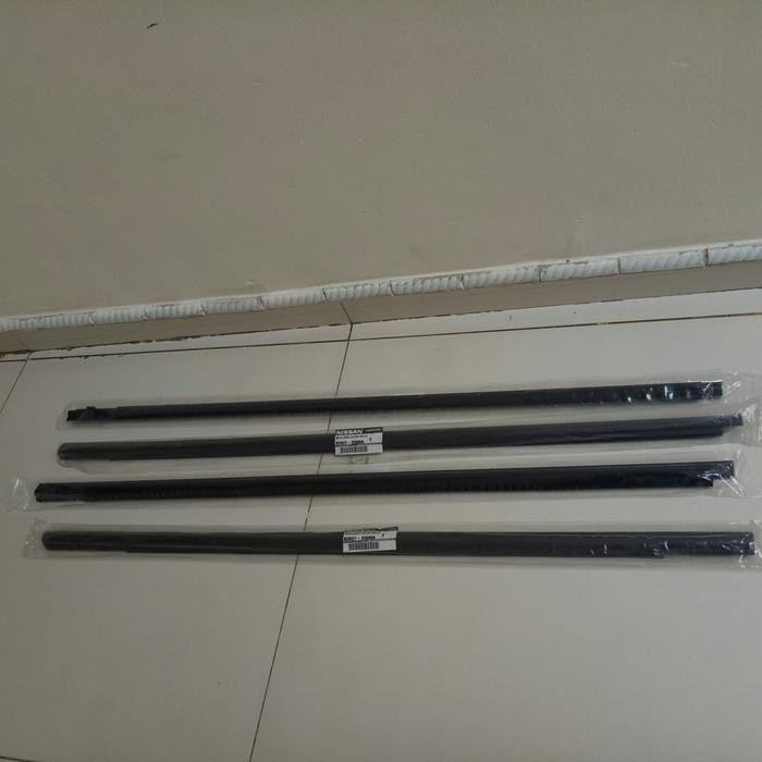 Terbaru Plipit Kaca/Moulding Pintu Nissan Xtrail'00 - '07, T30 Best Quality