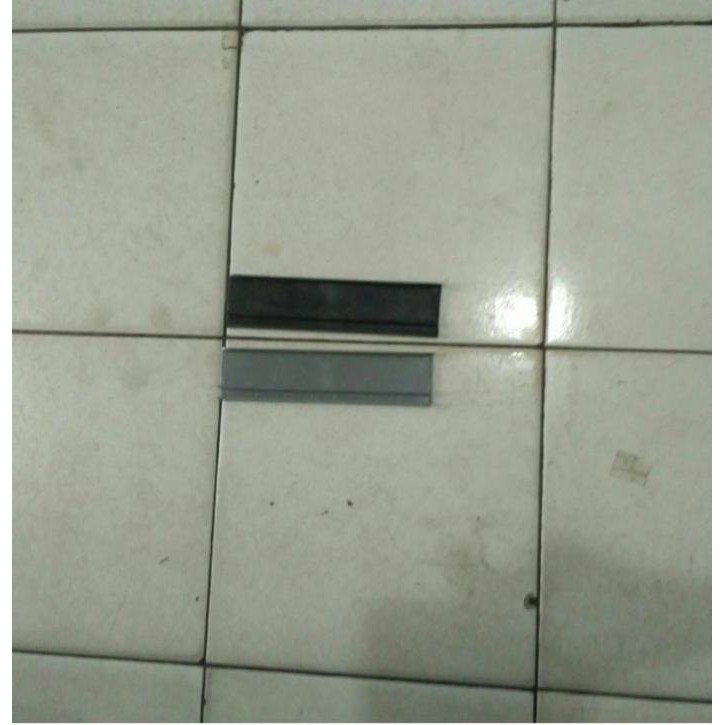 

Papan Tulis/White Board non-magnet size 80 x 120 cm Cemerlang.