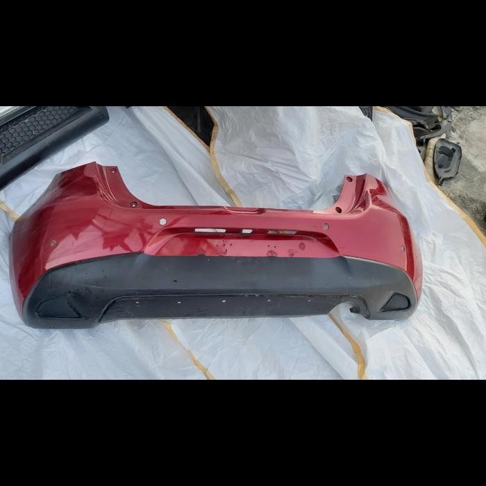 Bumper bemper belakang mazda 2 skyactive 2015/2016