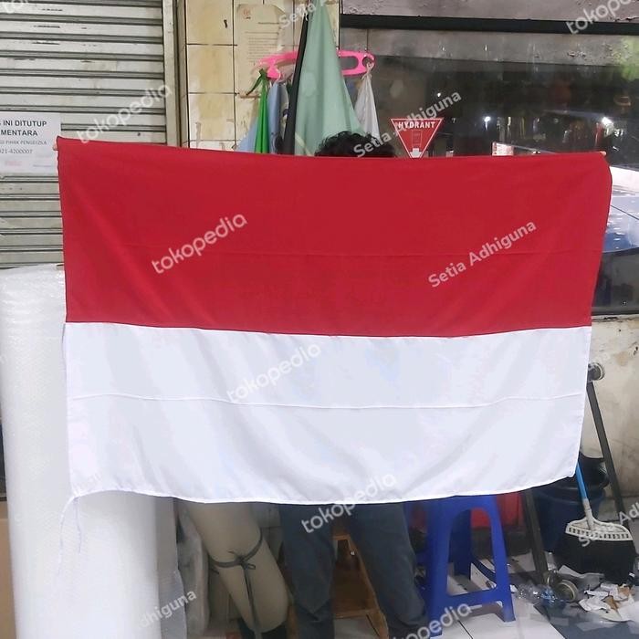 

Terlaris Bendera Merah Putih Bahan Sanwos/Twist 90x135cm High Quality SALE