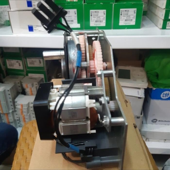 Gear Motor ACB Motorized ACB 48212 220v Schneider