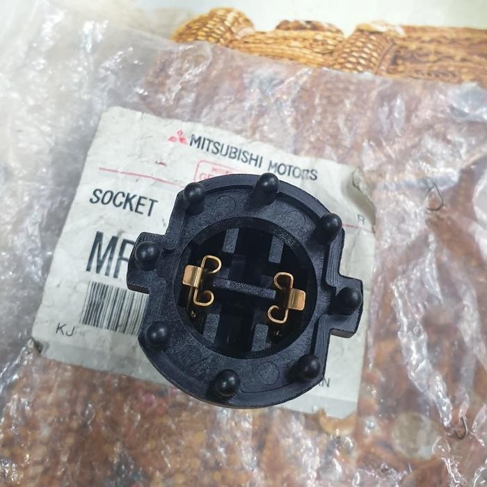 Soket Lampu H7 Asli Mitsubishi Galant V6 24 Hiu