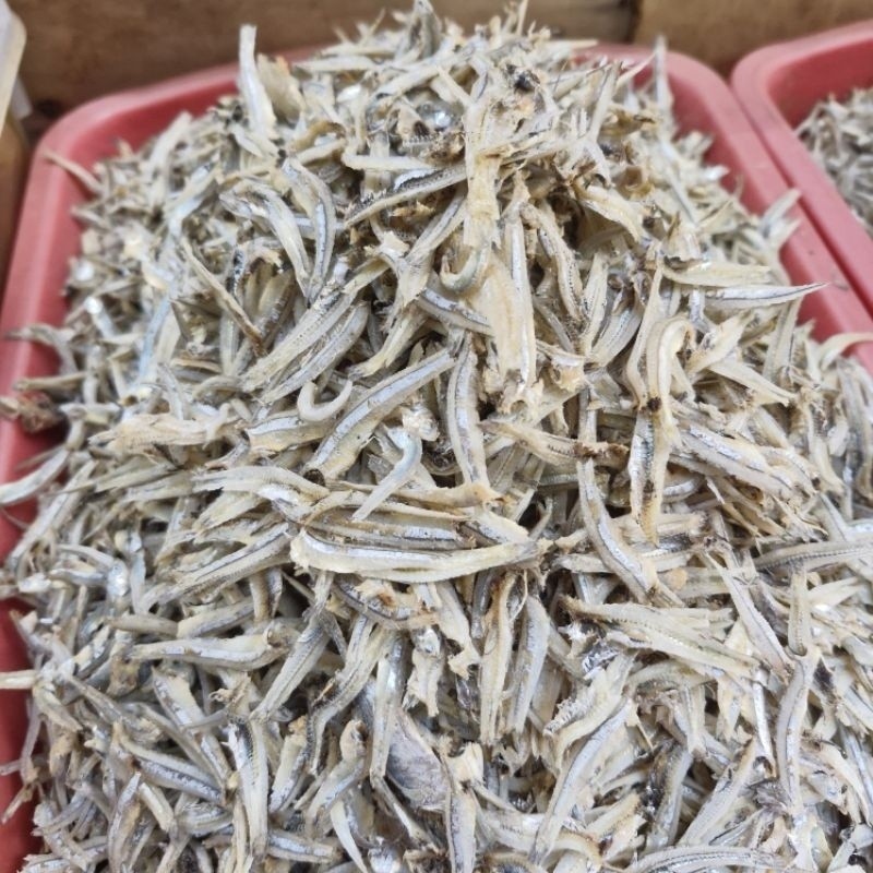 

Teri Belah / Ikan Asin Teri Belah 100 gr / Teri Kalimantan / Teri Garing Asin / Ikan Teri Kering Tanpa Kepala / Teri Potong Khas