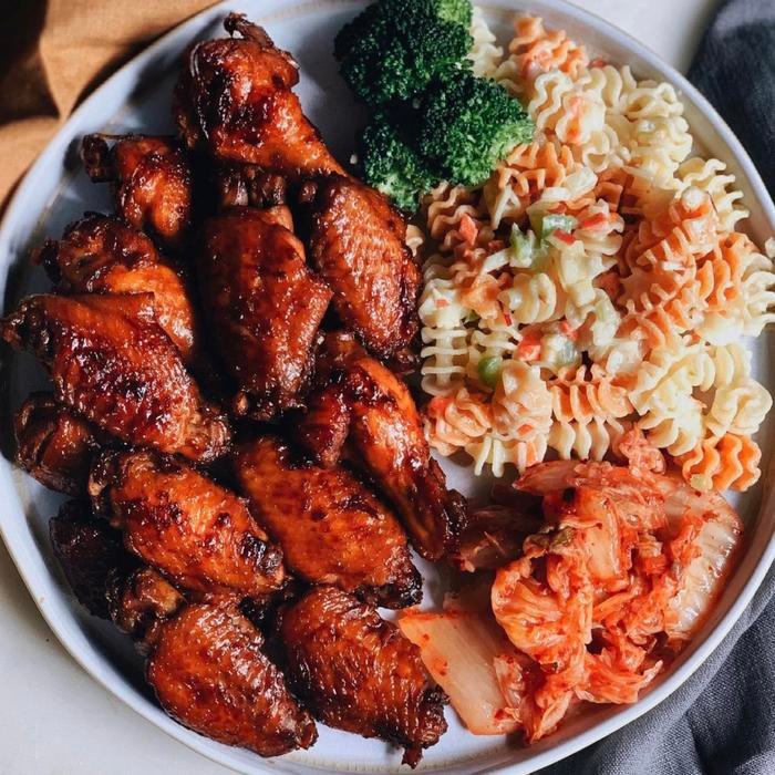 

Ger Premium Smoked Honey Baked Buffalo Wings / Chicken Sayap Madu