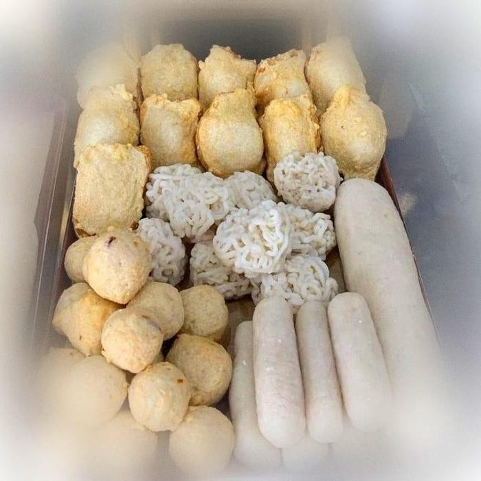 

Ger PEMPEK KAPAL SELAM BESAR