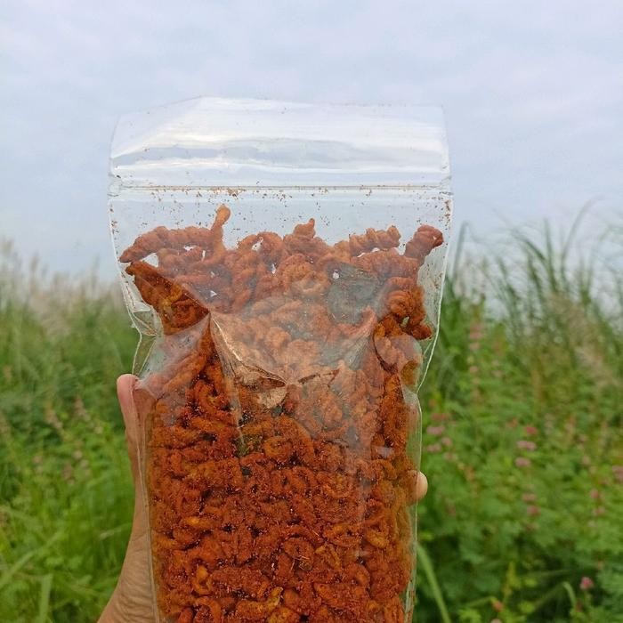 

MAKARONI SPIRAL/ULIR PEDAS ASIN DAUN JERUK KEMASAN 200 gram/ Cemilan Snack Food