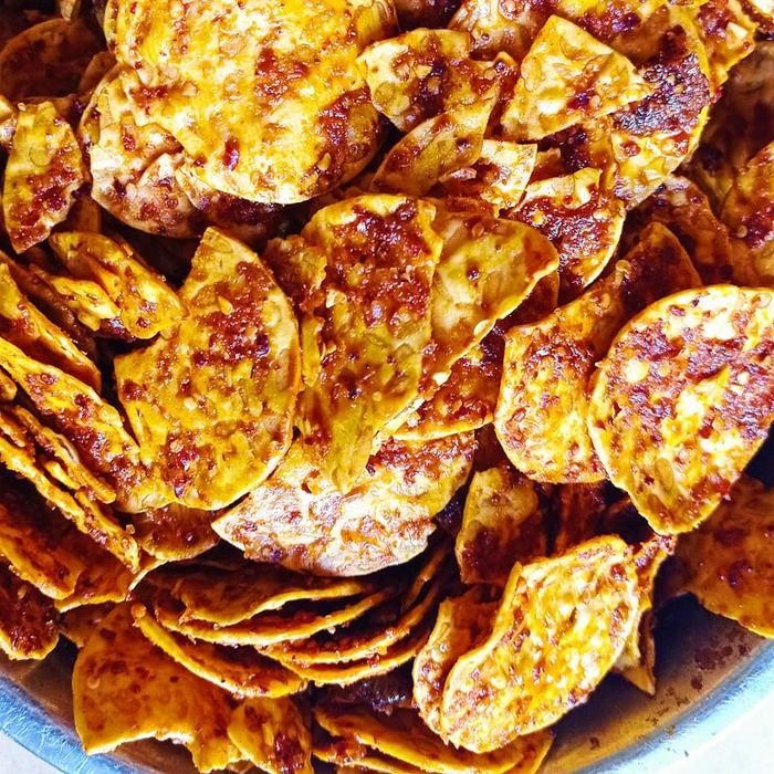 

KERIPIK TEMPE VIRAL 250 GR PEDAS PREMIUM KERIPIK TEMPE PEDAS CIKRUH snack murah Camilan Kering