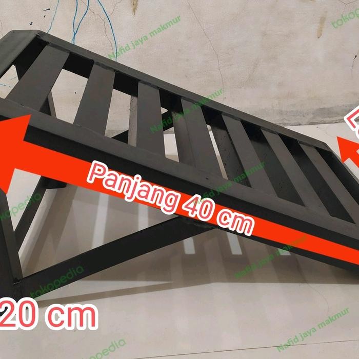 Tanjakan Sepeda Motor Besi