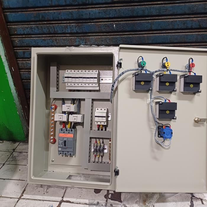 Panel Listrik Distribusi 3phass 50A Panel Listrik Jadi