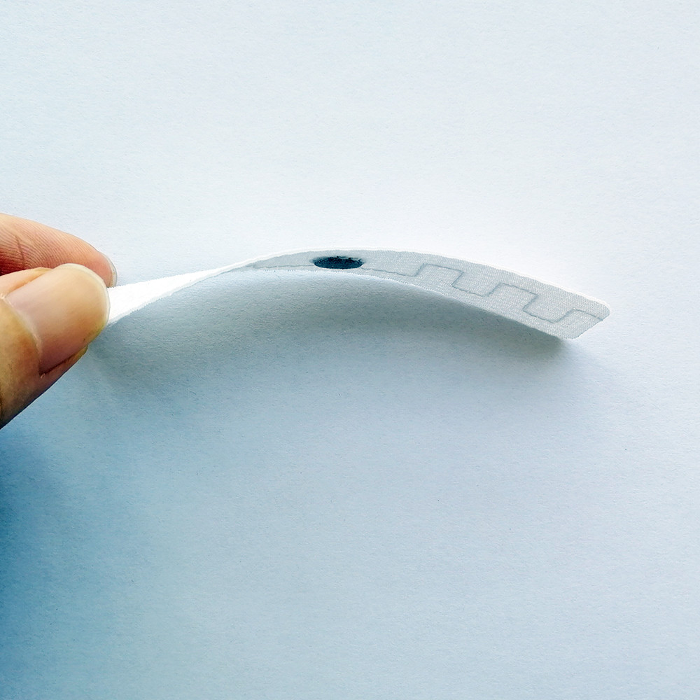 RFID UHF Laundry Tag 860-960MHz High Temperature Resistant RFID Smart Tags NXP U8 Label/Card ISO