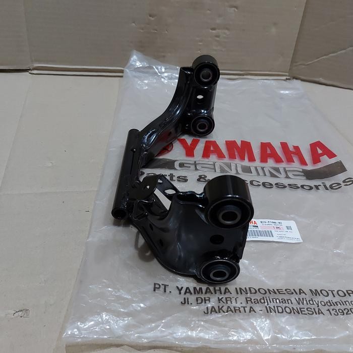 Bracket Dudukan Mesin Xmax Asli Yamaha B74-F1400