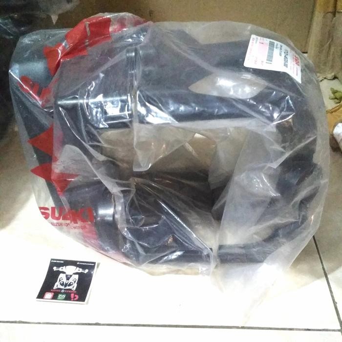 Product Laris Cover Mesin Kanan Kiri Bahan Skywave Hayate Original Suzuki