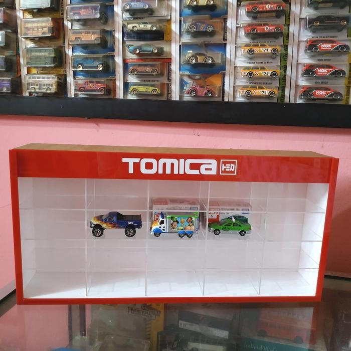RAK TOMICA FULL AKRILIK
