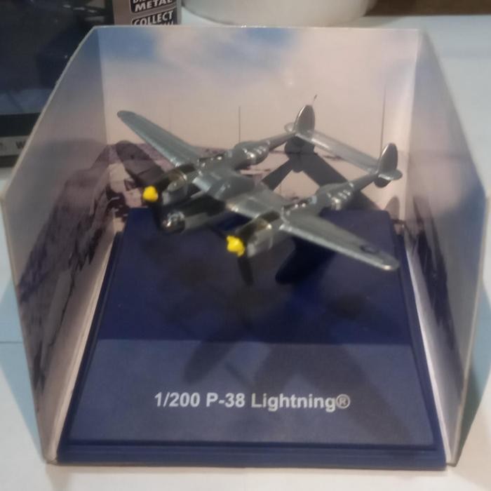 Diecast Miniatur Pesawat Tempur P38 Lightning Perang Dunia Ke 2