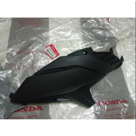 Cover L Body Sambungan Body Kiri Vario 110 Techno Karbu 83620-KVB-N50