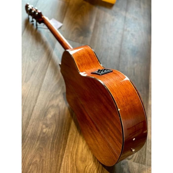 Sqoe Spain A800-Sk Bevel Cut With Solid Spruce Top In Natural