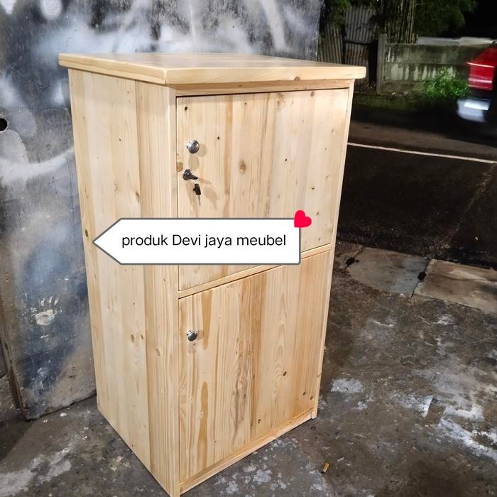 Lemari Kos Kosan 3 Susun Kostum