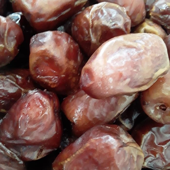 

kurma mesir kemasan toples 1kg