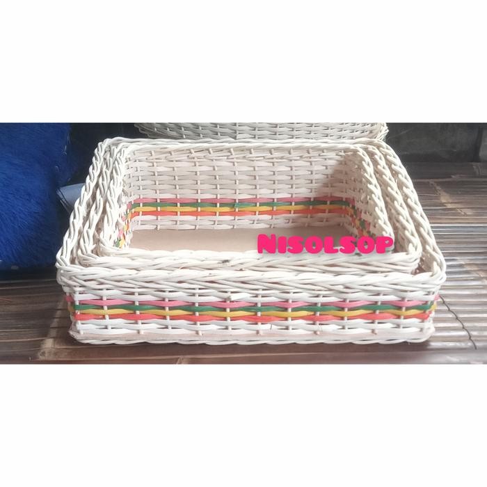 

kerajang parsel buah (L )kotak multifungsi 1 set isi 3