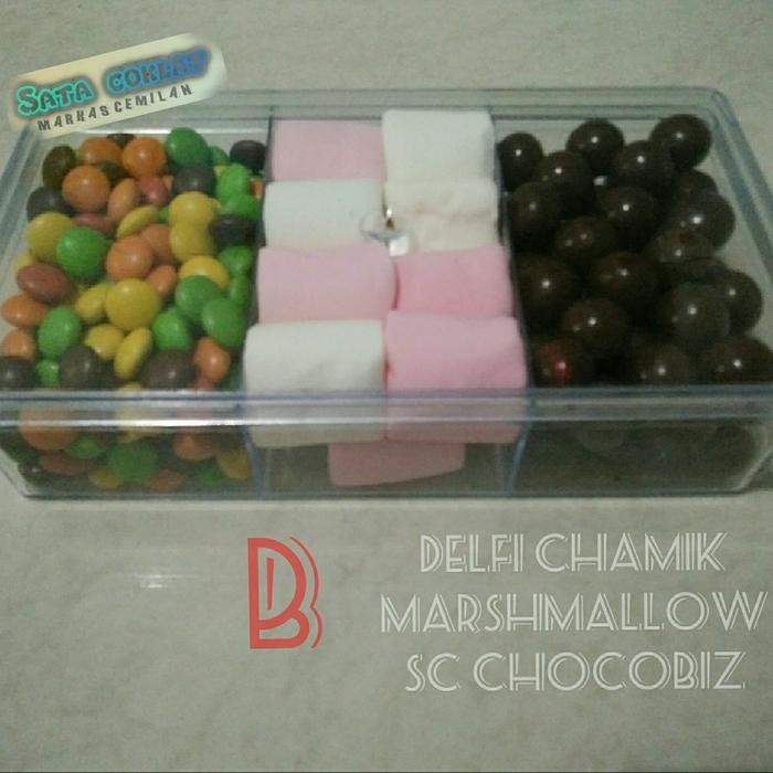 

Parcel lebaran cokelat toples sekat 3 mix B murah