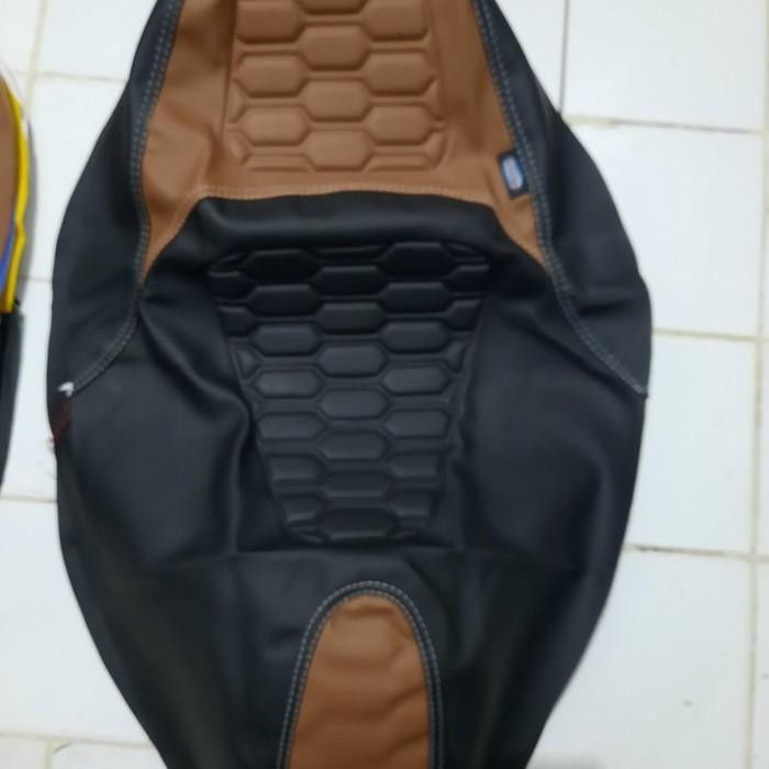 (Expert) SARUNG / KULIT JOK TIMBUL MOTOR PRESS TAWON PCX NMAX AEROX LEXY