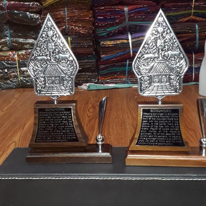 

Pen Holder Tempat Bolpoin Motif Wayang