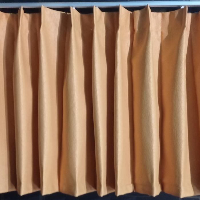 gorden jendela pendek blackout model cantelan