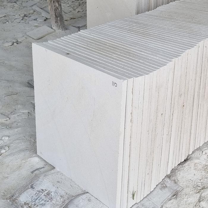 Batu Alam Paras Putih 60x60 Jogja *