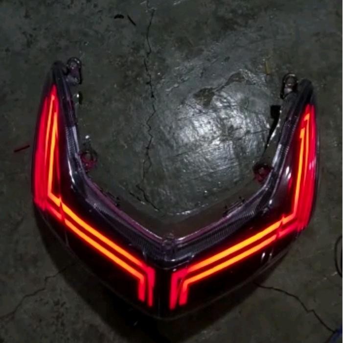 lampu sein costum Mio smile RGB