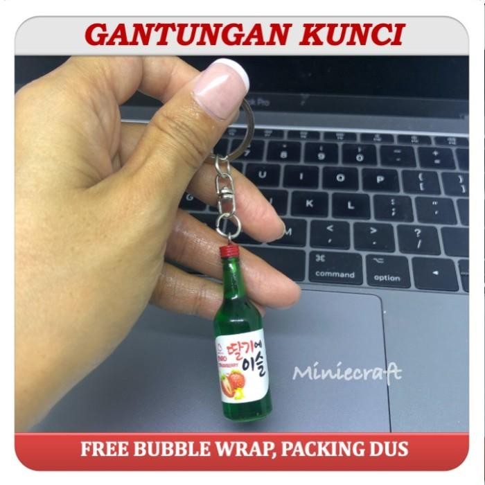 Ganci - Gantungan Kunci Miniatur Souvenir Botol Soju Minuman Korea -