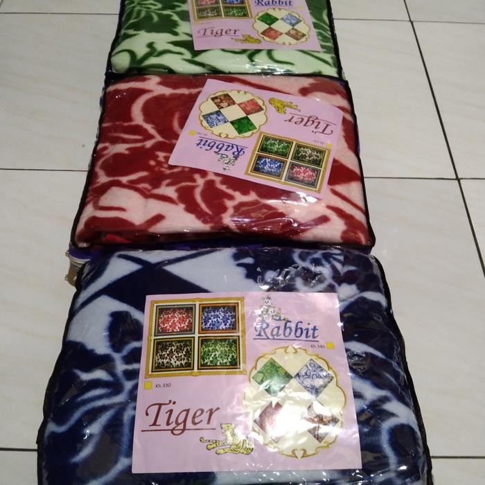 Selimut tebal KH tiger