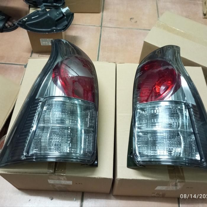 Stoplamp Avanza Veloz 2012 Smoke