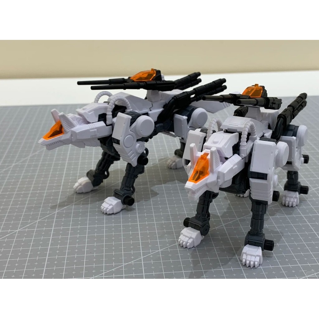 T-Spark Realize Model Zoids Rmz-003 Rhi-3 Command Wolf Model Action Figures Doll Collectors