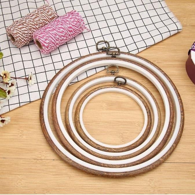 

Flexi Hoop Ram Pembidang Pemindang Karet Elastis Frame Sulam Jahit