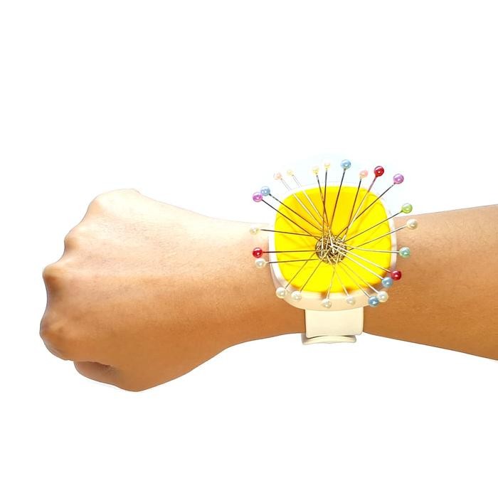 

Wrist Pinny - Gelang Magnet - Wadah Magnet untuk Jarum Pentul