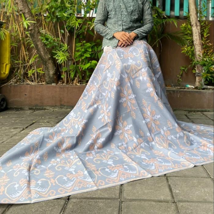 

Kain katun motif endek Katun Bunga