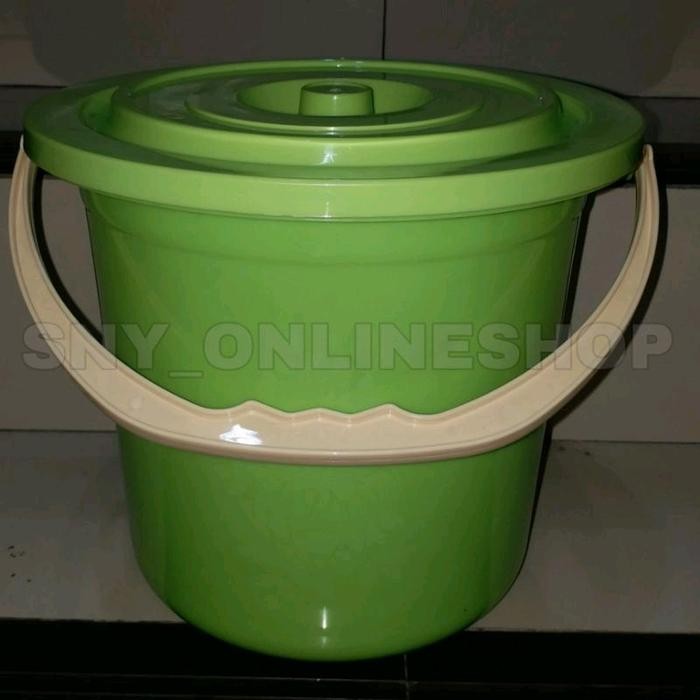 Ember Tutup / Ember Tutup Gagang / Ember Tutup Plastik 3 Galon Hijau