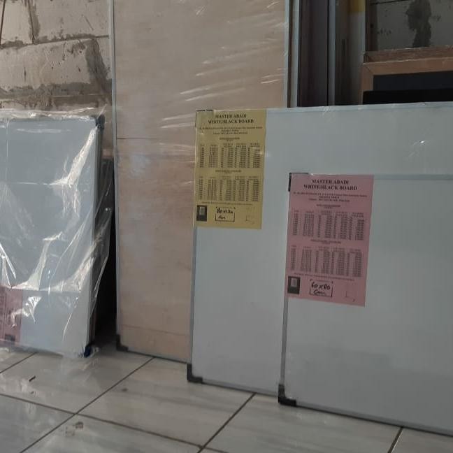 

Whiteboard Non Magnetik 80X120 Cm