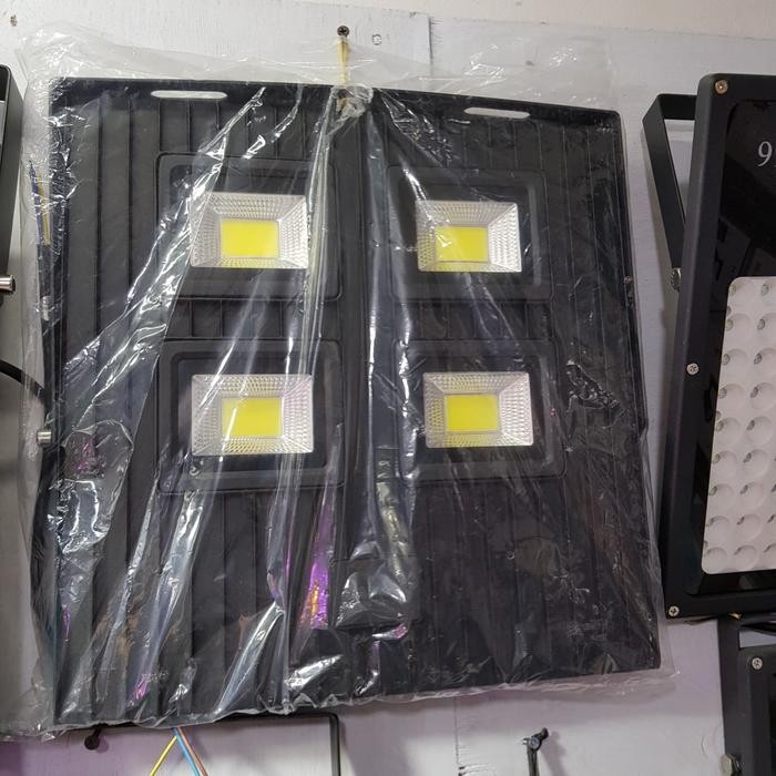 TERLARIS Lampu Sorot 200 watt YESTAR