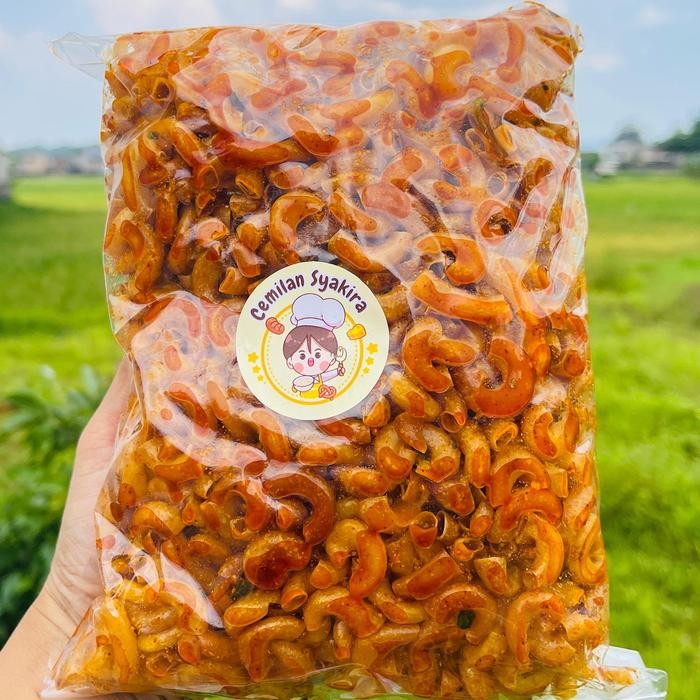 

Makaroni Cikruh Pedas Daun Jeruk 500G Cemilan Syakira Asin Pedas Renyah Ga Alot Varian Pedas Extra