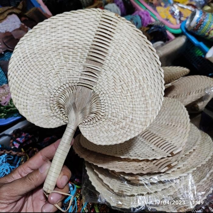 PREMIUM kipas anyaman pandan