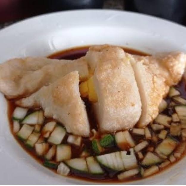 

PEMPEK KAPAL SELAM (PEMPEK IKAN TENGGIRI)