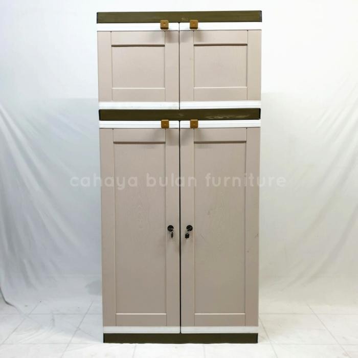 Lemari Plastik Club Gantungan + Kunci ( Lc Cwsp )